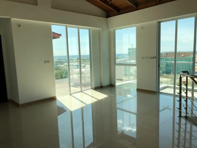 Unfurnished 3+1 bedroom duplex penthouse in Platinum Residences, Hulhumale'. A photo of the living area.