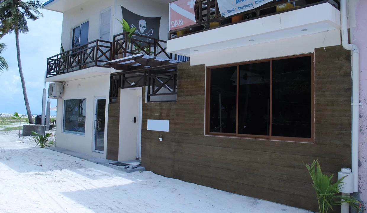 1 - Sea Retreats Thulusdhoo Exterior B-min