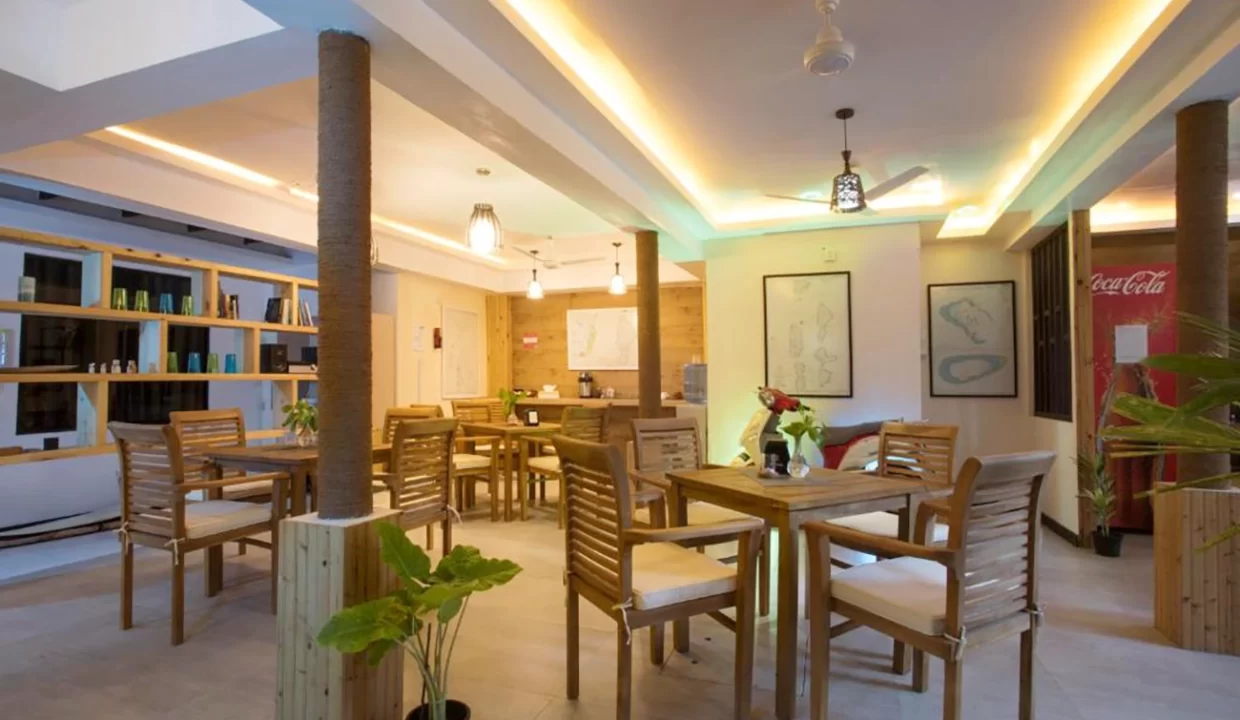 4 - Sea Retreats Dining Area B