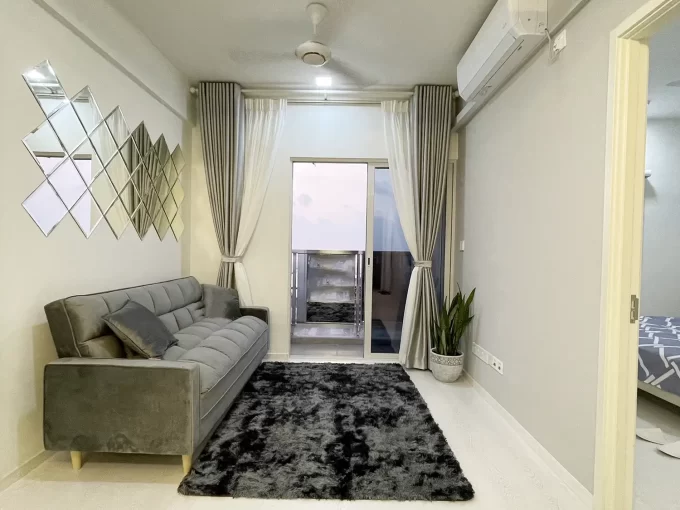 Fully furnished 3 bedroom apartment, STELCO Blue Ridge, 13th floor. A photo of the living room.