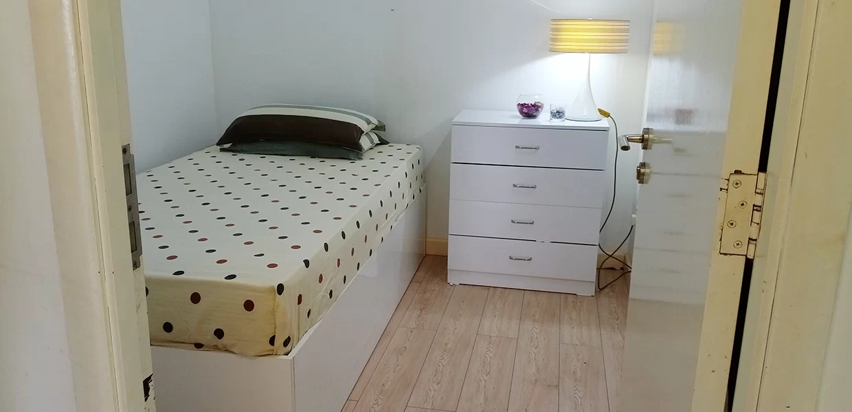 bedroom 2-2