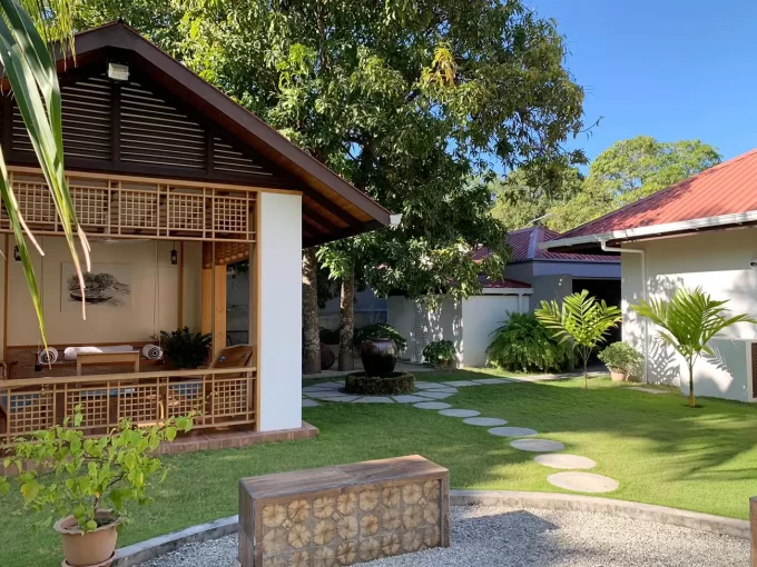 Fully furnished 3 bedroom luxury villa for rent at Alafehi Retreat, Fuvahmulah. A photo of the private garden.