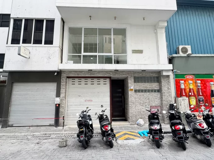 Commercial office, godown, shop, daycare space in Koaru Kendi Magu, Ground and 1st Floors, Macchangoalhi, Male'. A photo of the building facade.